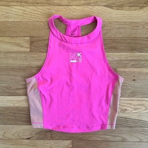 Nike Dri Fit Cropped Tank